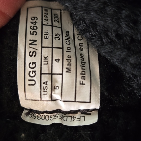 Ugg Cardi - Picture 4 of 5